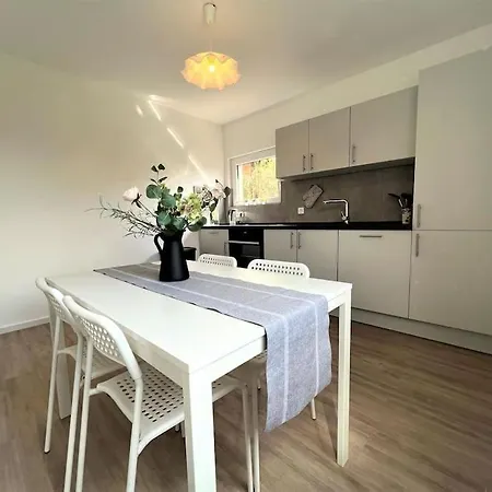 Ferienwohnung Oberkulheim Gl6-ug Mit Terrasse Apartamento Bergisch Gladbach